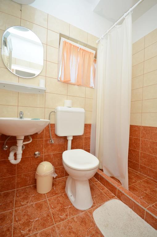Apartments And Room Zinka Vodice Kültér fotó